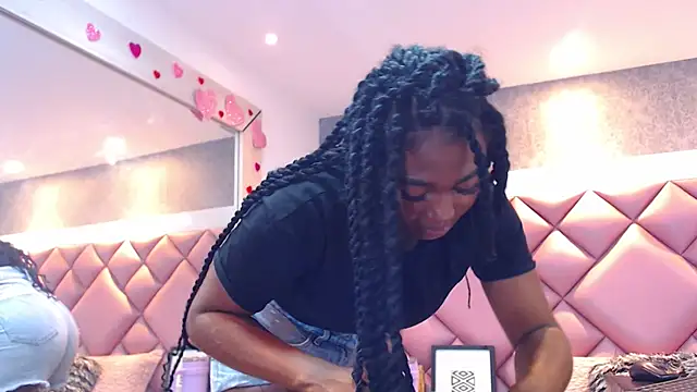 Thegreatonelady's Live XXX Chat