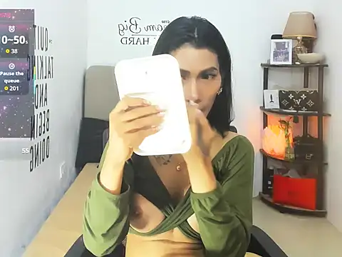 Trixie_Mattel21's Live XXX Chat