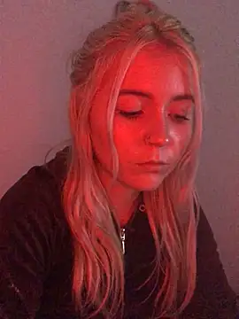 Blondie_Sofia_EssexbabeのライブXXXチャット