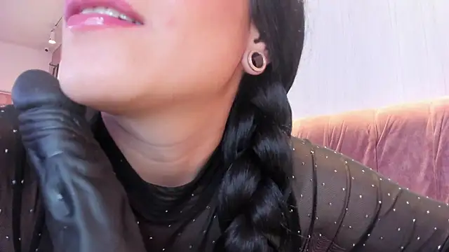 PamelaRed_n Live XXX chat