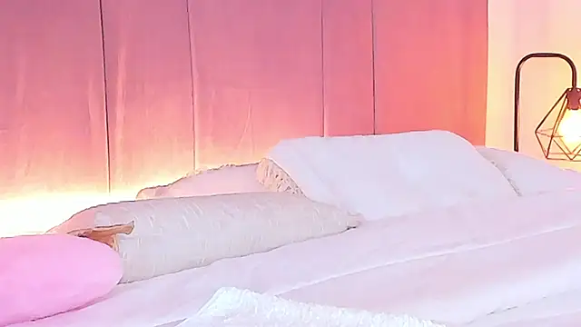 XXX chat uživo modela siara_and_zoe