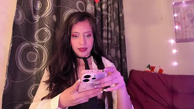 Misha_Lover 即時 XXX 聊天