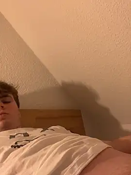 hannes256102 Webcamshow