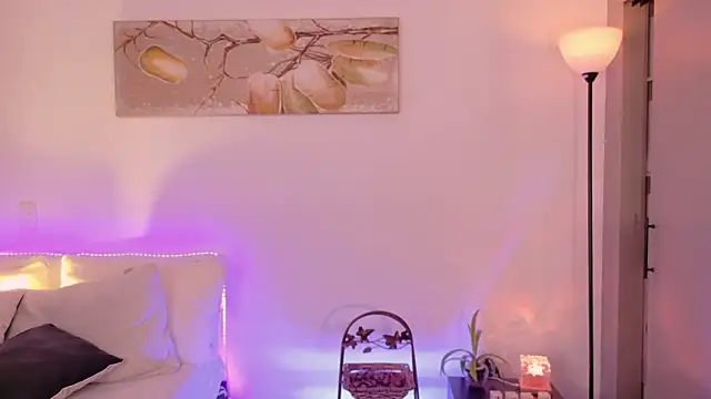 XXX chat uživo modela ChloeMoreti