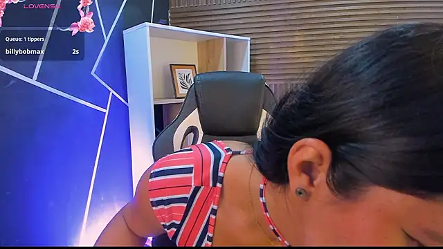 shaden_'s Live XXX Chat