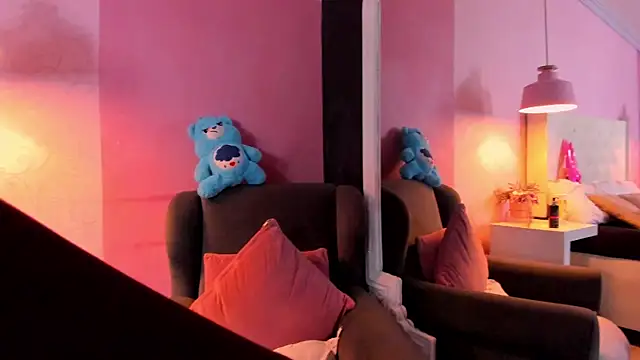 Chatroom XXX en direct de EmiilyMoss