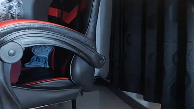 ErosFindomKing Pertunjukan Webcam