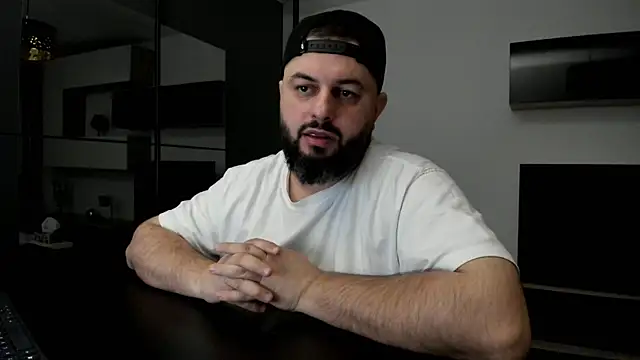 Czat XXX na żywo – DravenPeak