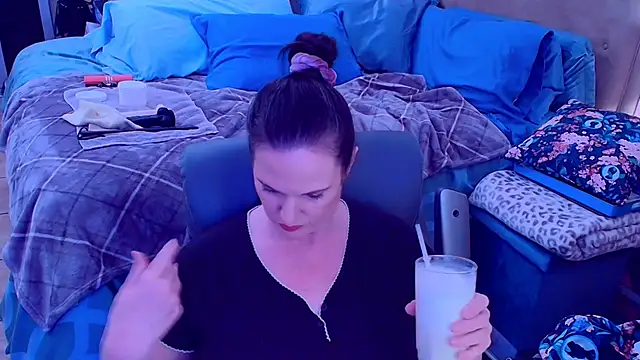 Chat +18 de ninajaymes ao vivo