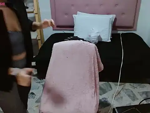 Brenda__222: απευθείας συνομιλία ΧΧΧ