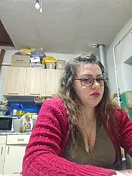 Jyleta Chat XXX in diretta