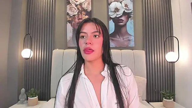 Chat +18 de GiannaColling1 ao vivo