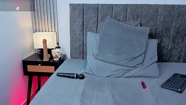 Ema_Stone65 Live XXX Chat