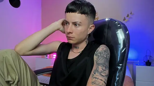 Nascary_Foxのウェブカメラショー