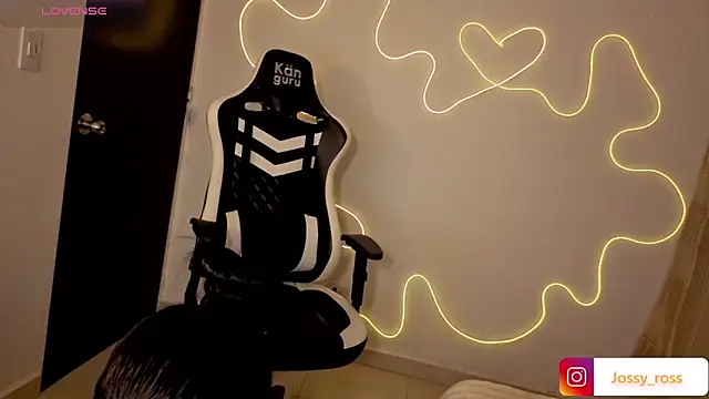 Victoryyy_: онлайн-секс-чат