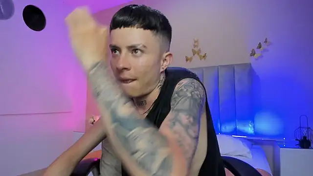 Nascary_Fox Chat XXX live