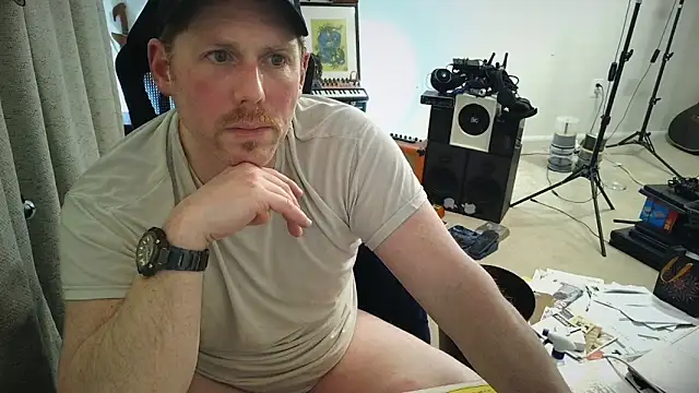 Chatroom XXX en direct de God_Of_ThundeRR