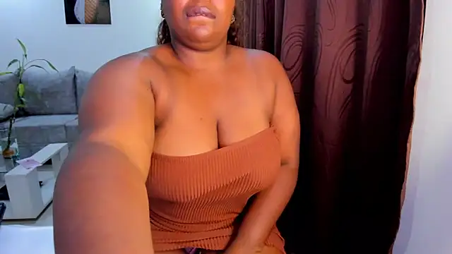 XXX chat uživo modela ashleyxlove1