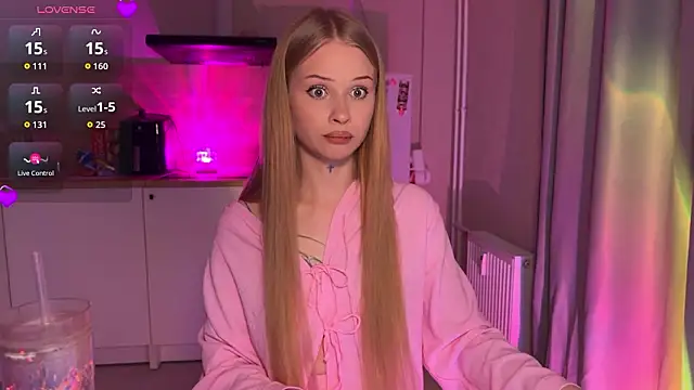 lisa_barbie Obrolan Langsung XXX