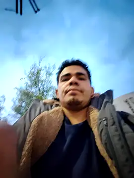 Chatroom XXX en direct de 2025-DANIEL