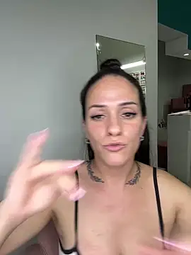 Donatellaaa07 라이브 XXX 채팅