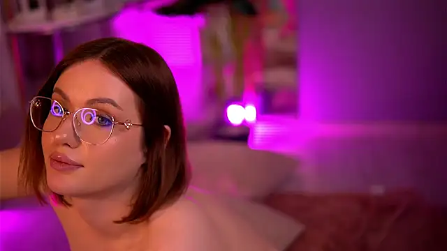 CrystalMo0n's Live XXX Chat