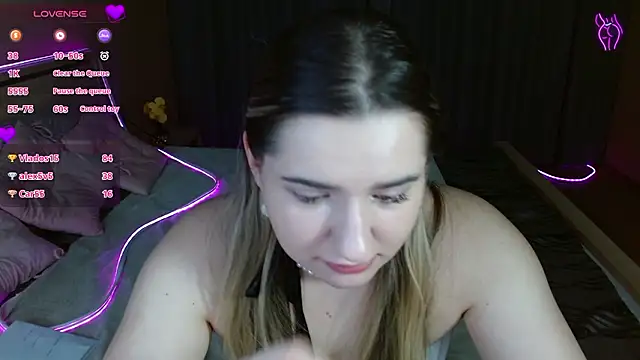 Smi1eF1ower 即時 XXX 聊天