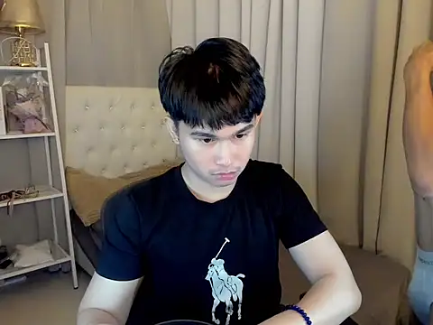 Вебкам-шоу davincihugecock