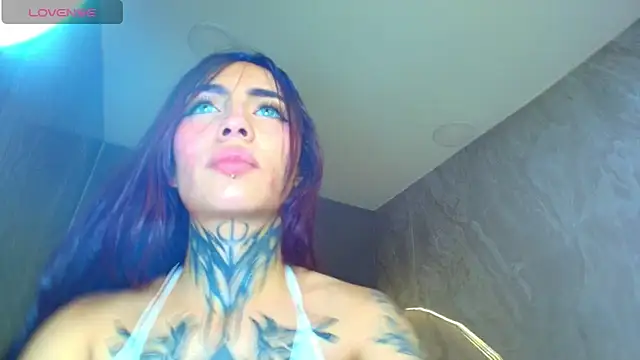 Czat XXX na żywo – roux_r