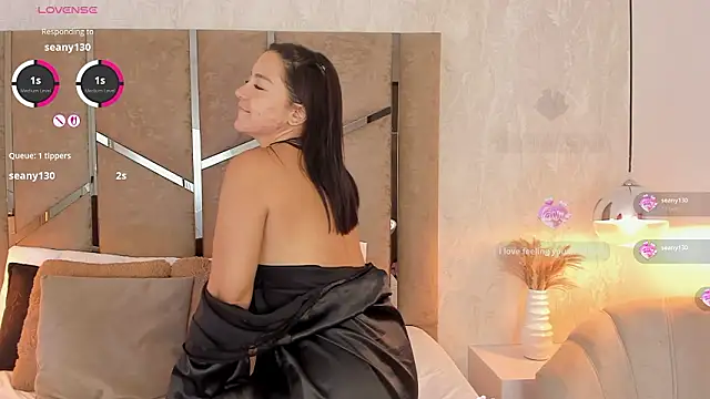 Megan-8 Chat XXX live