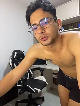 ChrissBlacks Live XXX Chat