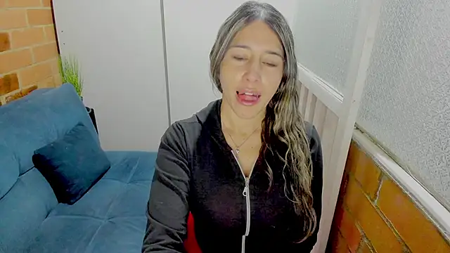 Penelope47 লাইভ XXX চ্যাট