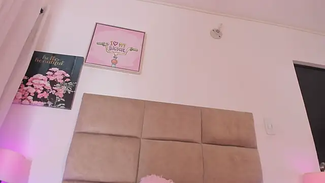 Онлайн чат XXX ashleycurvyy