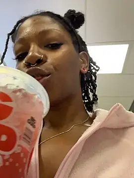 mochamimi élő XXX-chatje