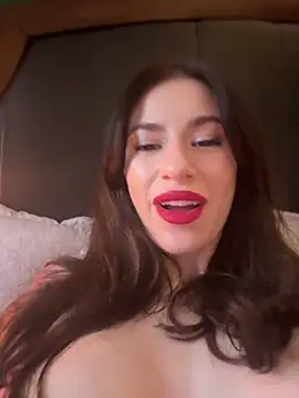 Alyonaqueen_ Adlı Modelin Canlı XXX Sohbeti