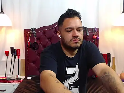 Stevens-dbs live XXX chat