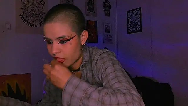 Онлайн чат XXX alex_one888