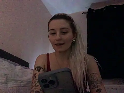 Chat +18 de xxamyleighxx ao vivo