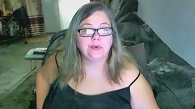 XXX chat uživo modela sex2