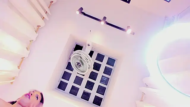 Alahia_Rodriguez 网络视讯表演