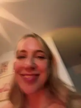 rileylovesyou Live XXX-Chat