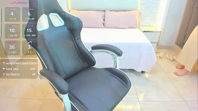 Show modela Keisha_jalal na web-kameri