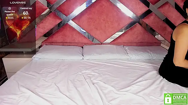 Lily_Queen30 现场XXX聊天