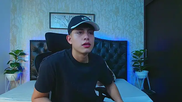 دردشة Lander_Cruz الجنسية المباشرة