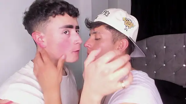 naughtysalomon__ – Kamerová šou