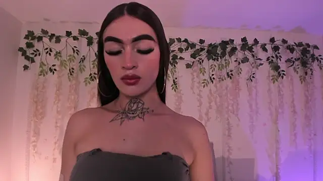 Chat XXX en directo de lizz_lunna