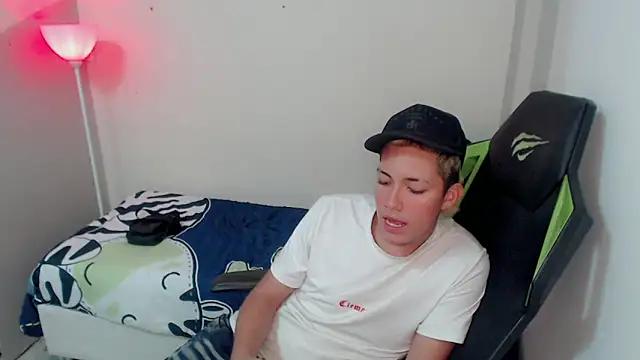 دردشة Street_poemm_ الجنسية المباشرة