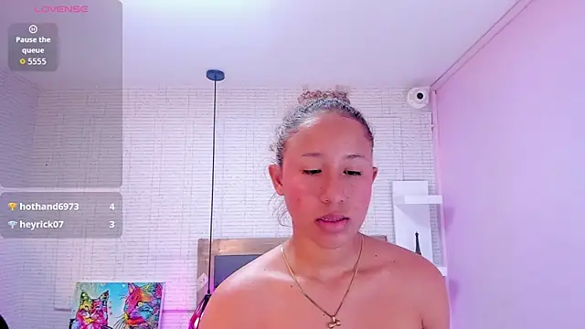 LESLYSIMPSON Webcam-Show