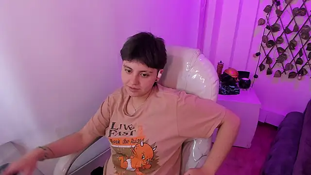 Nathaly_ds' Live XXX Chat