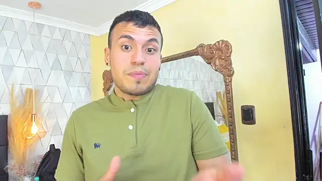 AronGarcia Webcam-Show